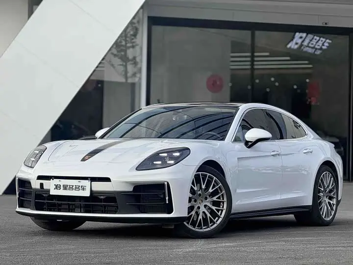 Porsche Panamera 2024, арт. CN-3680595 — фото 1