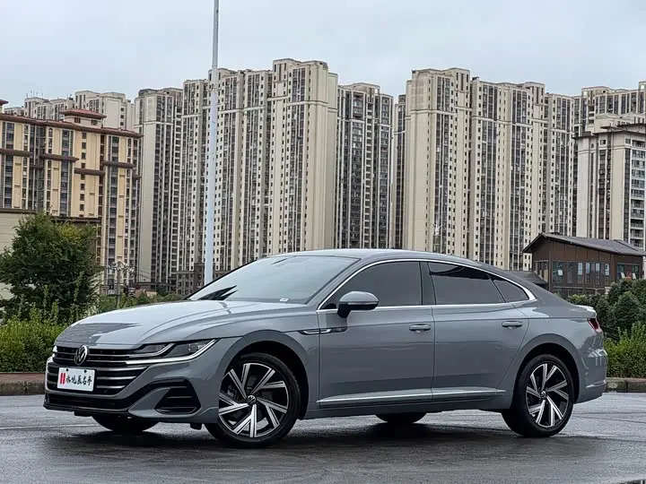 Volkswagen CC 2025, арт. CN-3681010 — фото 1