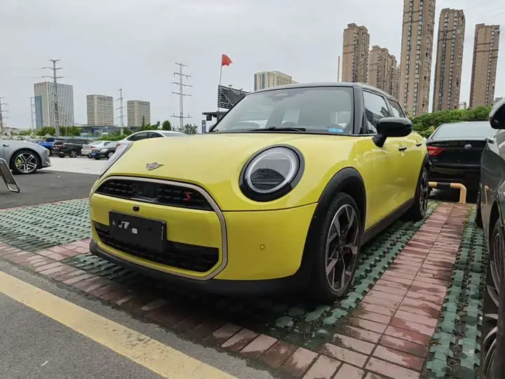 Mini Mini 2025, арт. CN-3681201 — фото 1
