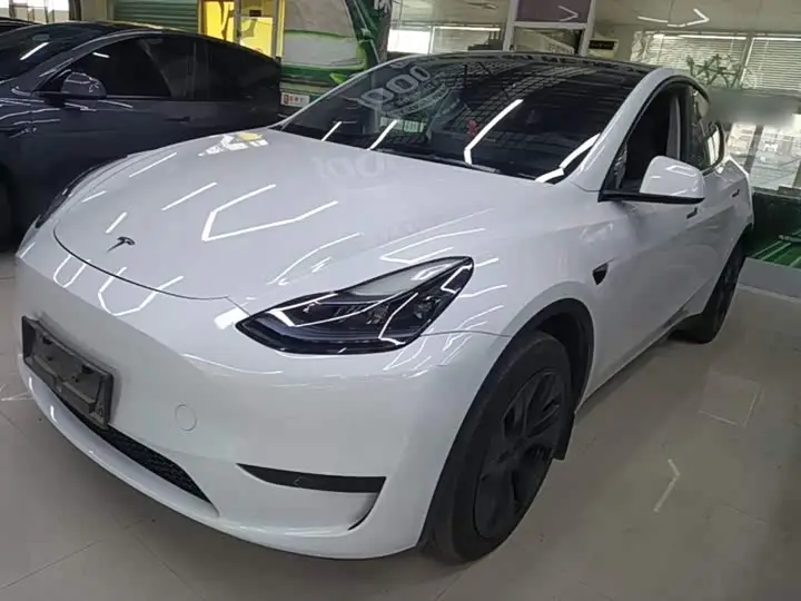 Tesla Model Y 2024, арт. CN-3681284 — фото 1