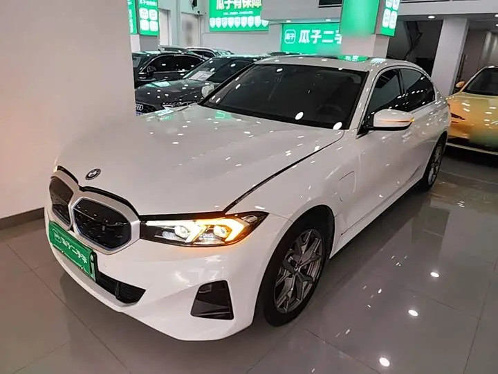 BMW i3 2022, арт. CN-3681998 — фото 1