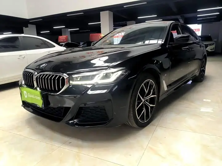 BMW 5 Series 2023, арт. CN-3682059 — фото 1