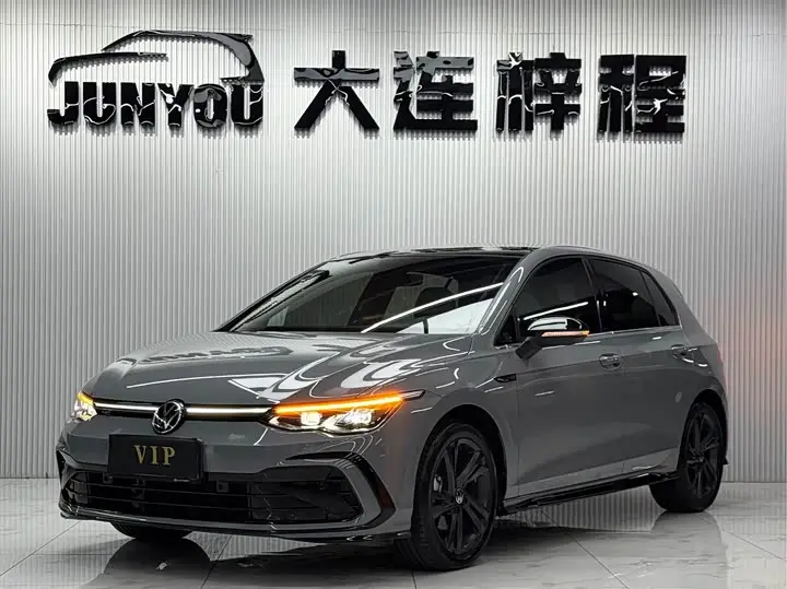 Volkswagen Golf 2023, арт. CN-3682233 — фото 1