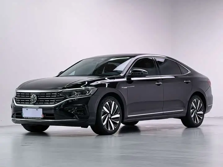 Volkswagen Passat 2025, арт. CN-3682408 — фото 1