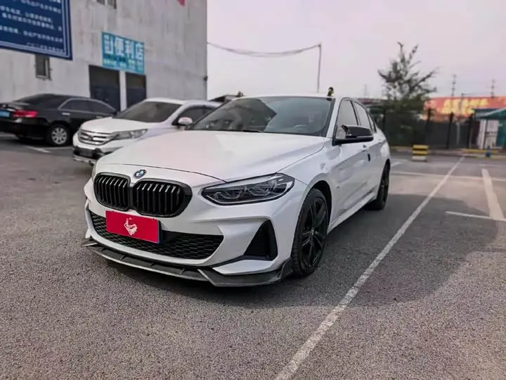 BMW 1 Series 2023, арт. CN-3682449 — фото 1