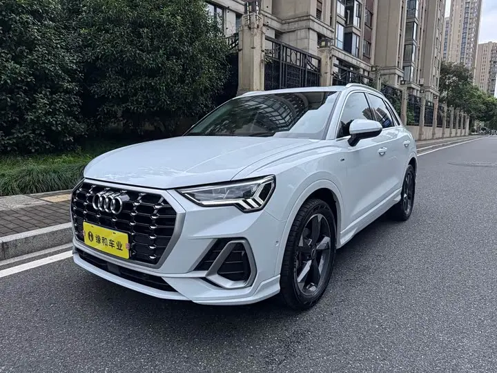Audi Q3 2023, арт. CN-3682788 — фото 1
