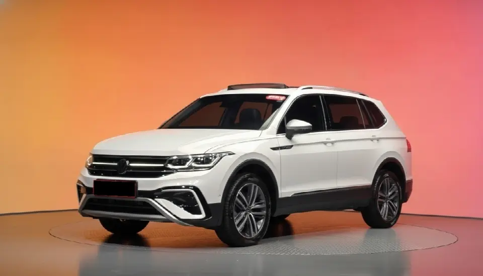 Volkswagen Tiguan 2018, арт. KR-3683210 — фото 1