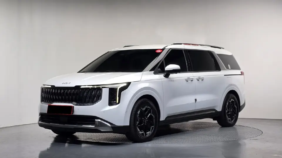 Kia Carnival 2023, арт. KR-3683312 — фото 1