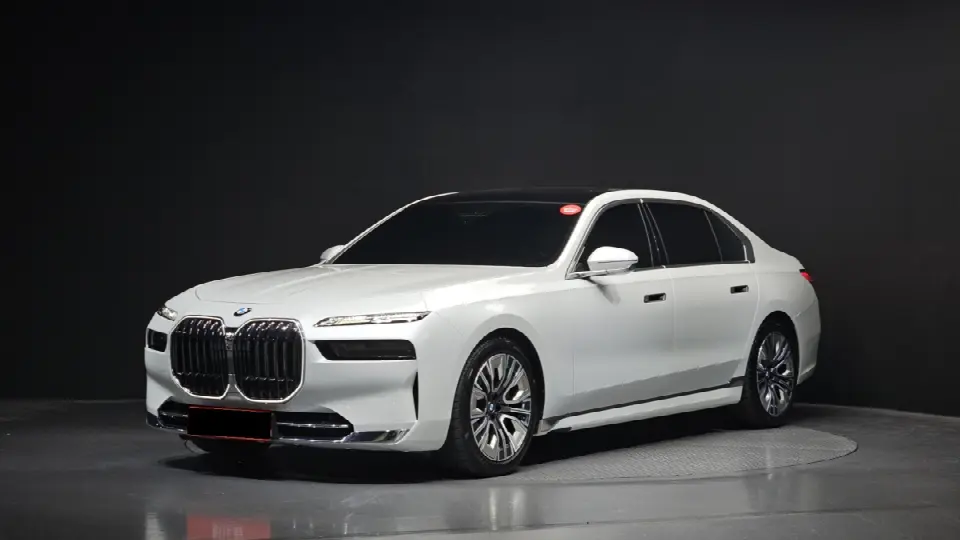 BMW 7 Series 2022, арт. KR-3683487 — фото 1