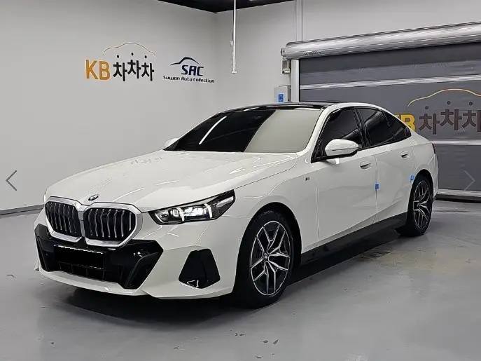 BMW 5 Series 2023, арт. KR-3683721 — фото 1