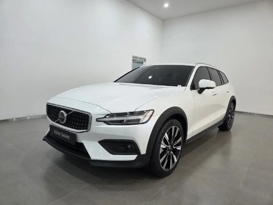 Volvo V60 2019, арт. KR-3685472 — фото 1