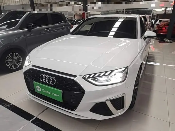 Audi A4L 2022, арт. CN-3685538 — фото 1
