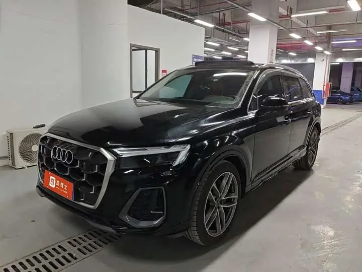 Audi Q7 2024, арт. CN-3685813 — фото 1