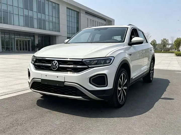 Volkswagen T-Roc 2024, арт. CN-3685910 — фото 1