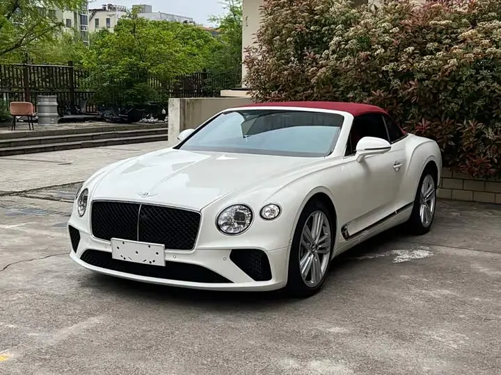 Bentley Continental GT 2024, арт. CN-3689456 — фото 1