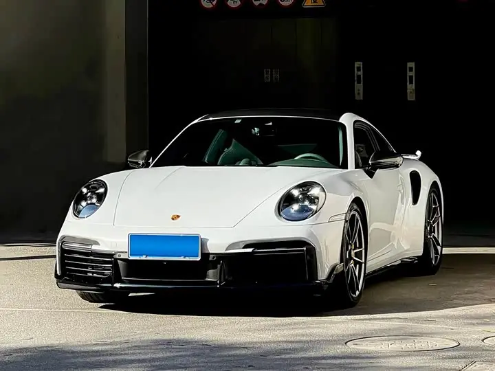 Porsche 911 2023, арт. CN-3690277 — фото 1