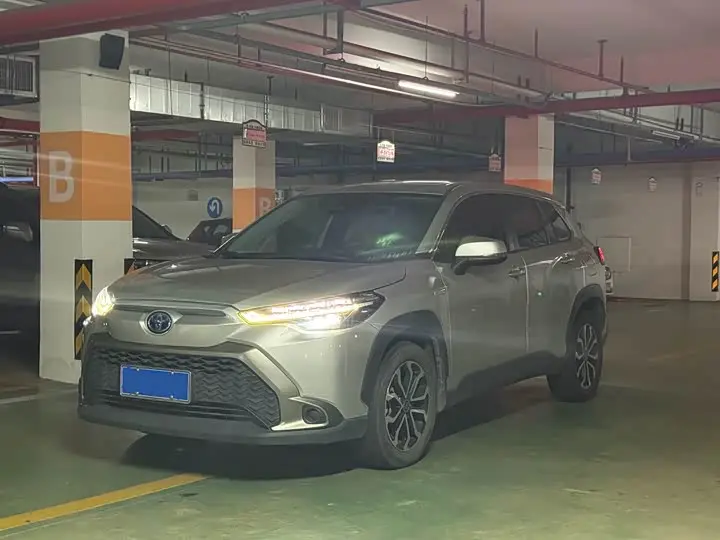 Toyota Frontlander 2023, арт. CN-3690359 — фото 1