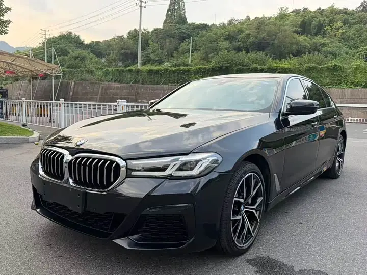 BMW 5 Series 2022, арт. CN-3690590 — фото 1