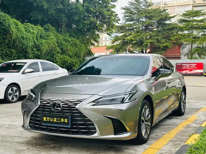 Lexus ES 2025, арт. CN-3690817 — фото 1