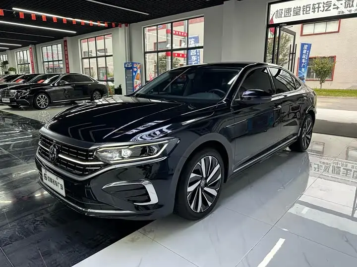 Volkswagen Passat 2024, арт. CN-3690821 — фото 1