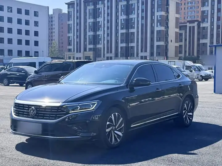 Volkswagen Passat 2023, арт. CN-3690932 — фото 1