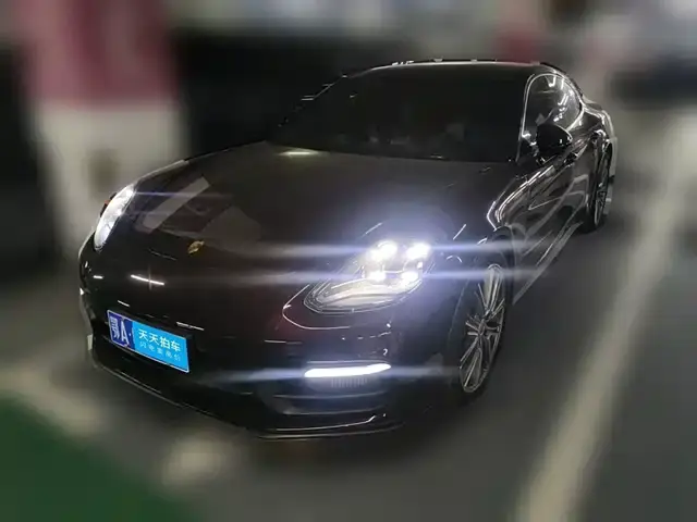 Porsche Panamera 2022, арт. CN-3691180 — фото 1