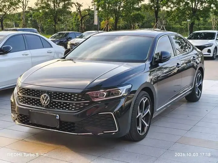 Volkswagen Passat 2023, арт. CN-3691222 — фото 1