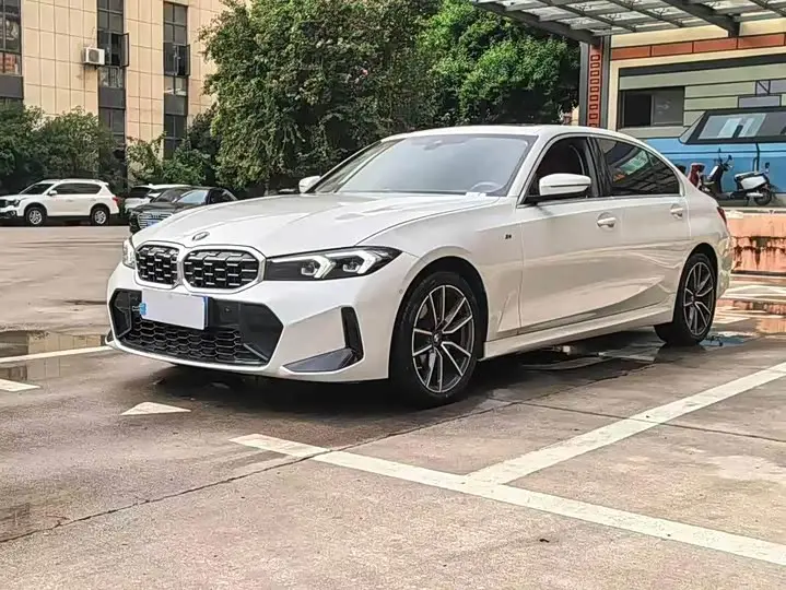 BMW 3 Series 2023, арт. CN-3691247 — фото 1