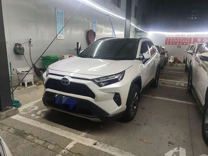 Toyota RAV4 2023, арт. CN-3691382 — фото 1