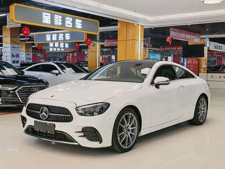 Mercedes-Benz E-Class 2023, арт. CN-3691634 — фото 1