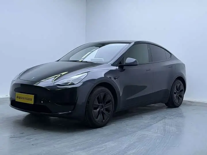 Tesla Model Y 2024, арт. CN-3691793 — фото 1