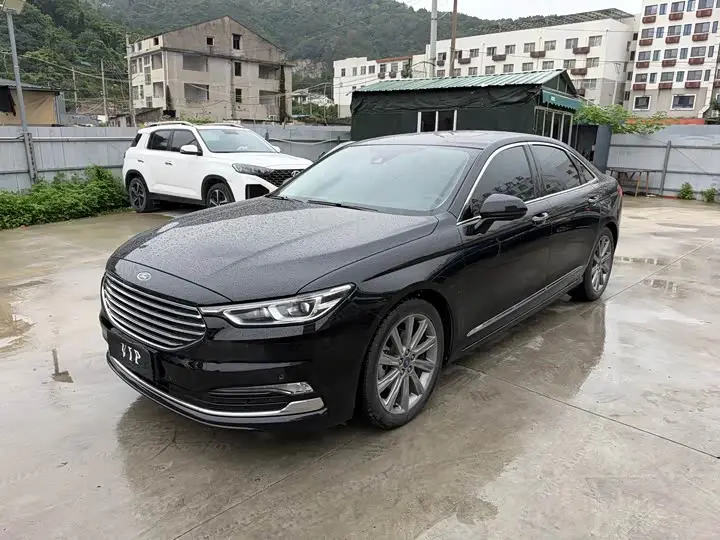 Ford Taurus 2019, фото из объявления