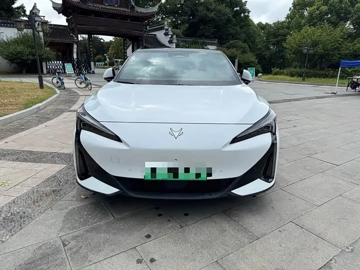 BAIC Arcfox Alpha S5 2025, арт. CN-3693975 — фото 1