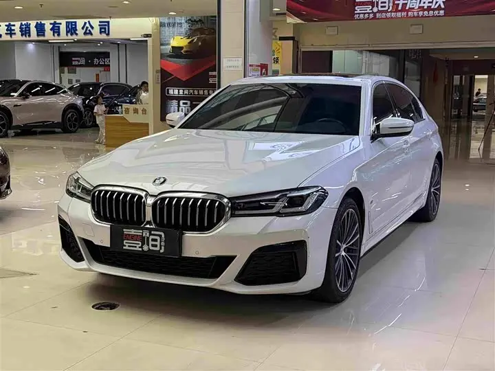 BMW 5 Series 2022, арт. CN-3694033 — фото 1