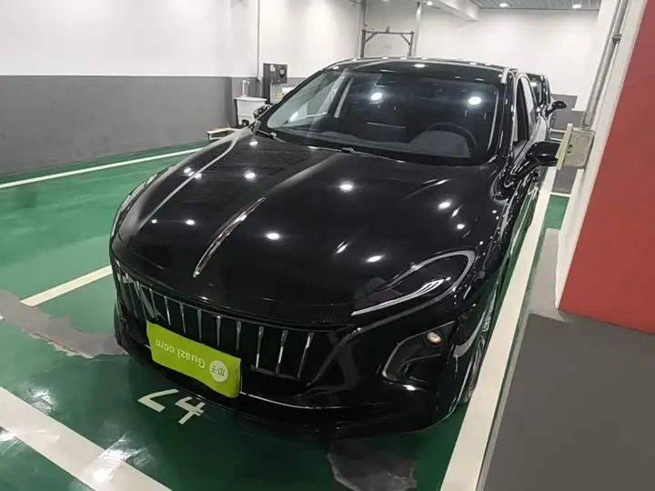 Hongqi E-QM5 2022, арт. CN-3694280 — фото 1