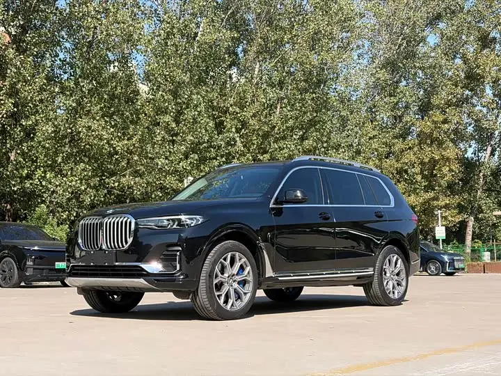 BMW X7 2022, арт. CN-3694383 — фото 1