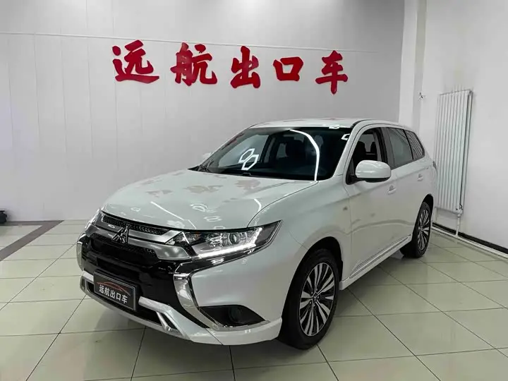 Mitsubishi Outlander 2021, арт. CN-3694739 — фото 1