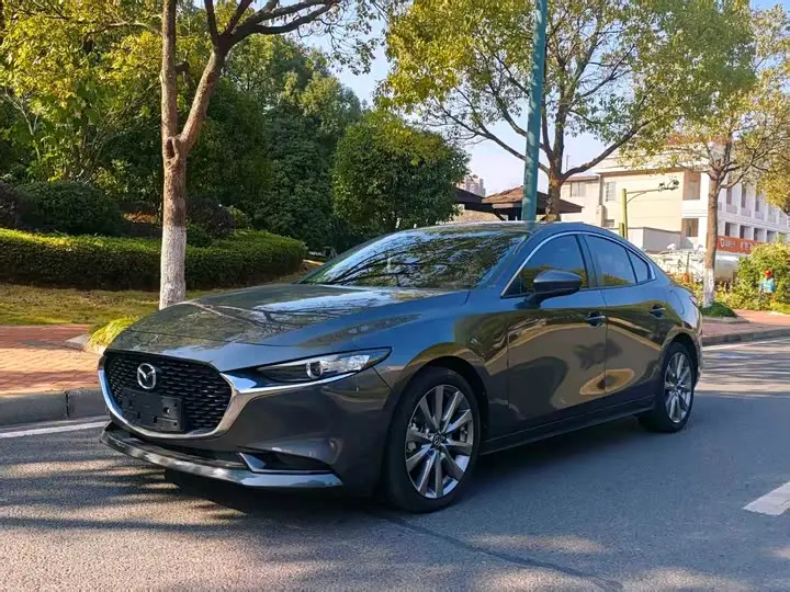 Mazda 3 (Axela) 2022, арт. CN-3694876 — фото 1