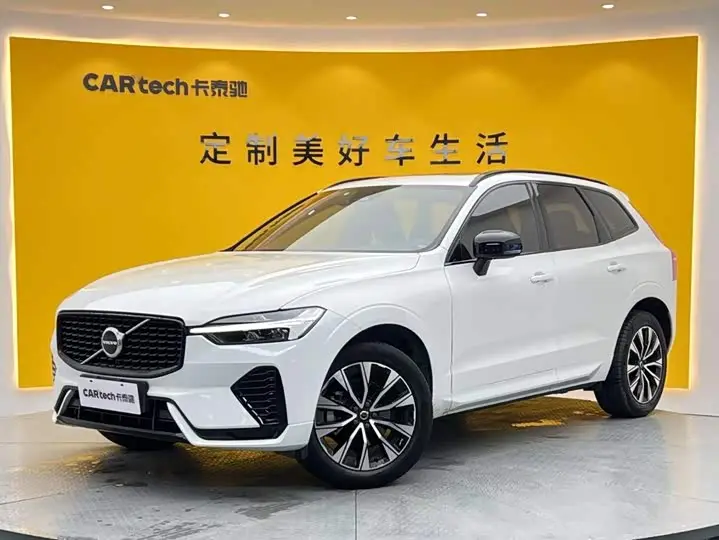 Volvo XC60 2023, арт. CN-3695011 — фото 1