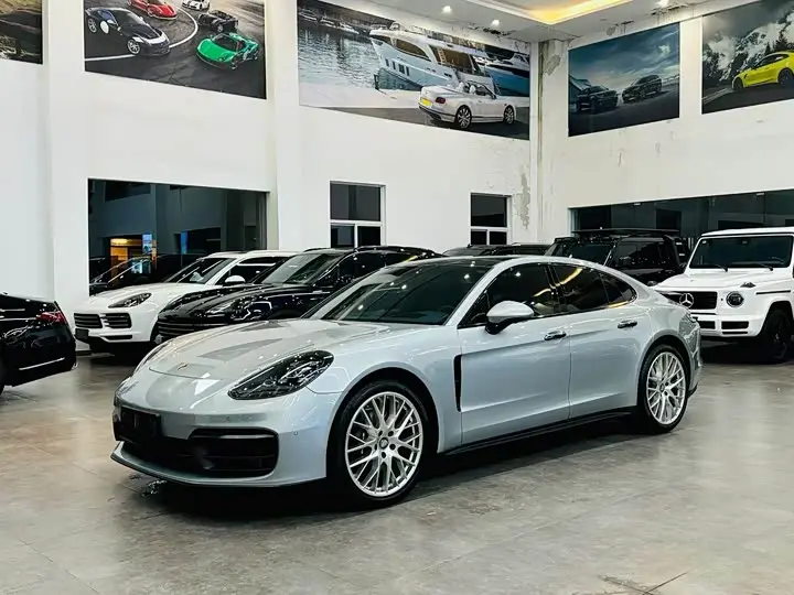 Porsche Panamera 2022, арт. CN-3695043 — фото 1