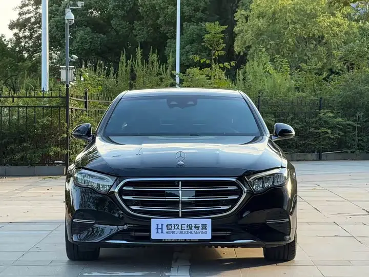 Mercedes-Benz E-Class 2025, арт. CN-3695433 — фото 1