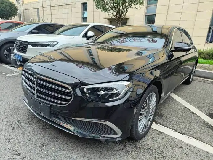 Mercedes-Benz E-Class 2023, арт. CN-3695749 — фото 1