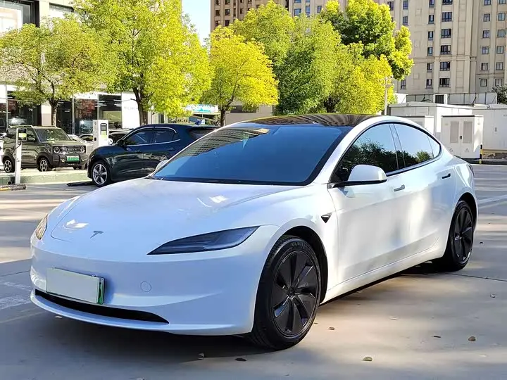 Tesla Model 3 2023, арт. CN-3696071 — фото 1