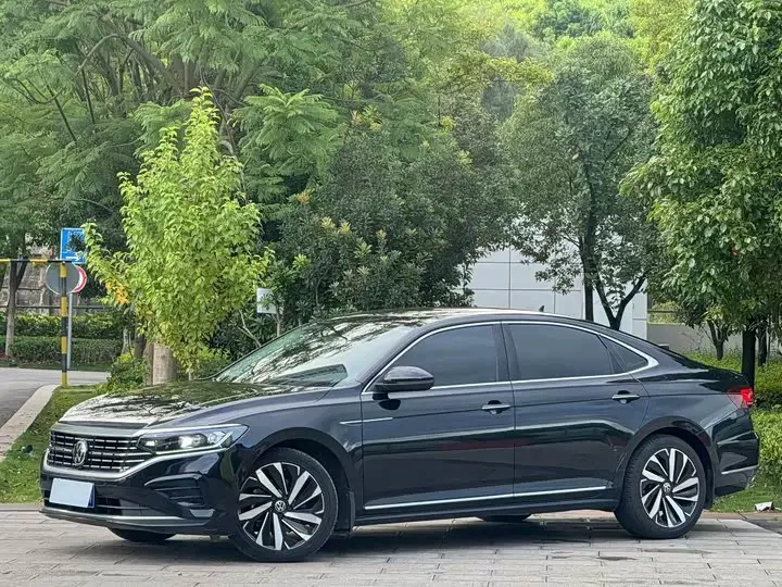 Volkswagen Passat 2022, арт. CN-3696357 — фото 1