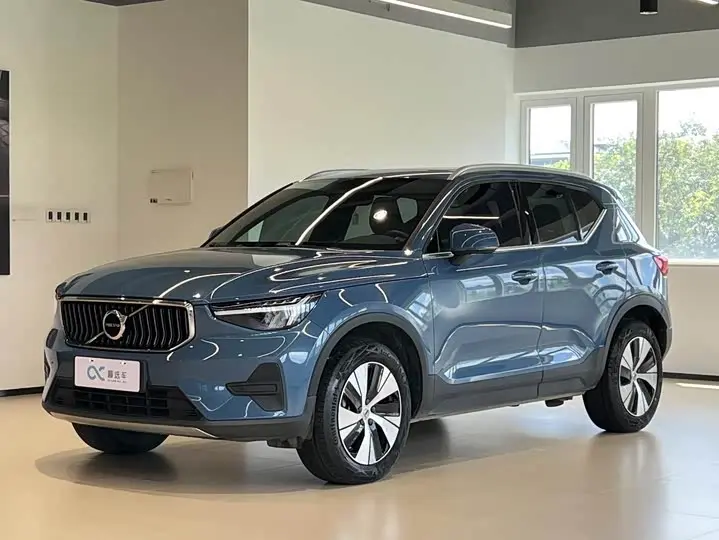 Volvo XC40 2024, арт. CN-3696415 — фото 1