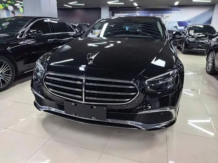 Mercedes-Benz E-Class 2023, арт. CN-3696567 — фото 1