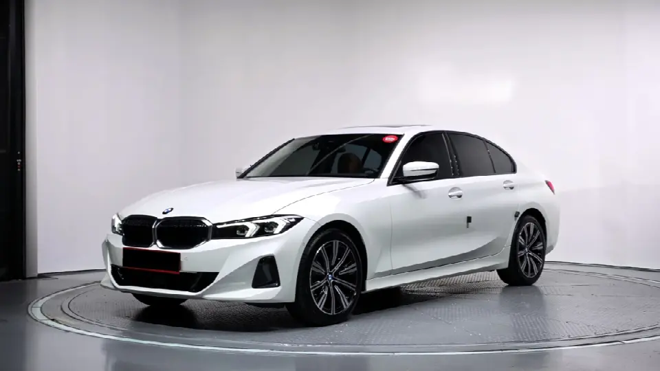 BMW 3 Series 2019, арт. KR-3696618 — фото 1