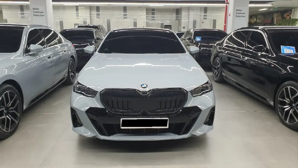 BMW 5 Series 2023, арт. KR-3696675 — фото 1