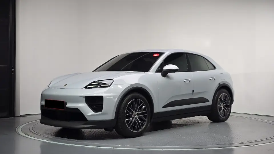 Porsche Macan 2024, арт. KR-3696777 — фото 1