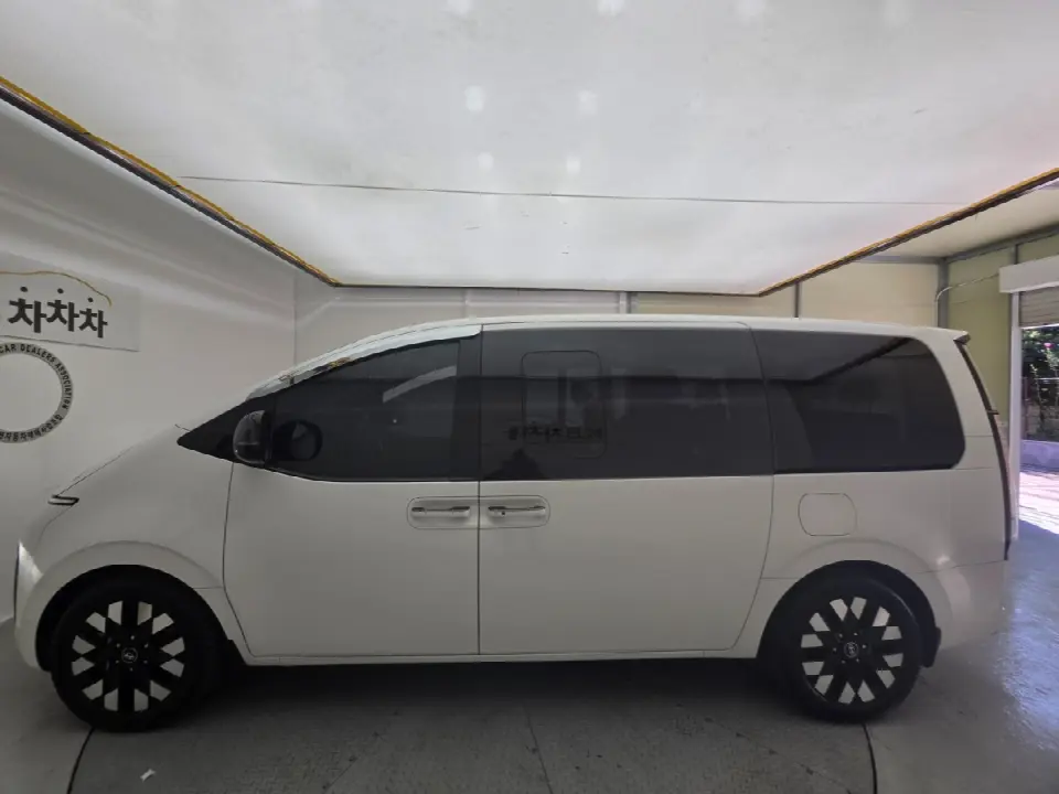 Hyundai Staria 2021, арт. KR-3696807 — фото 1